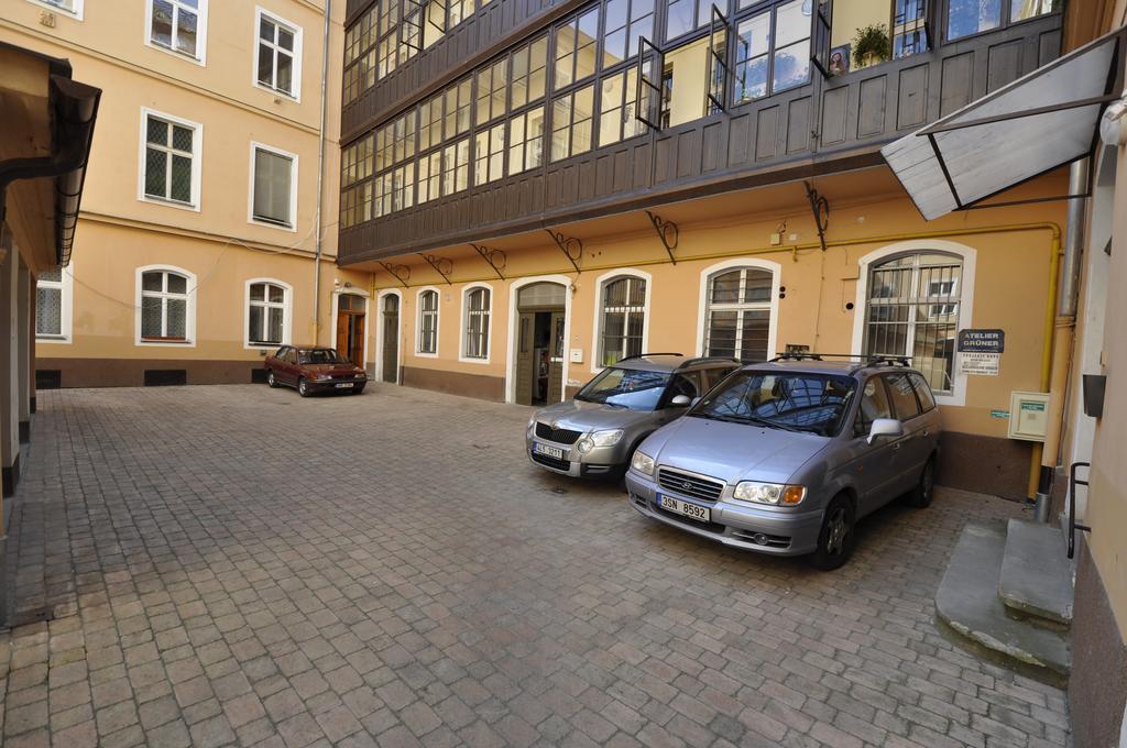 Apartment U Jindrisske Veze Praga Esterno foto